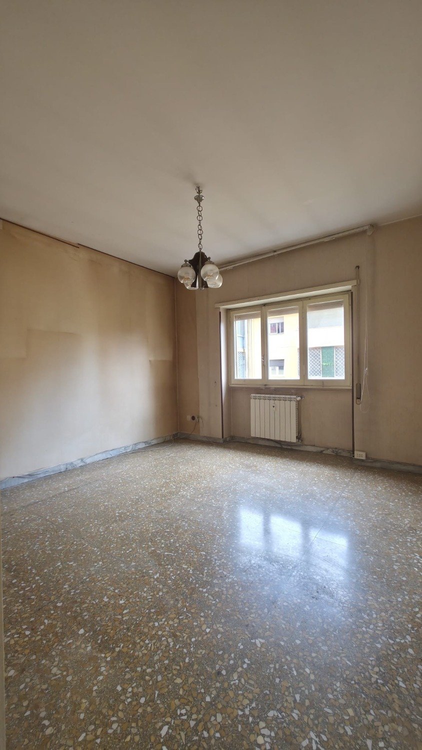 113-3083937-1 Tuscolana – 2 locali € 249.000 T210