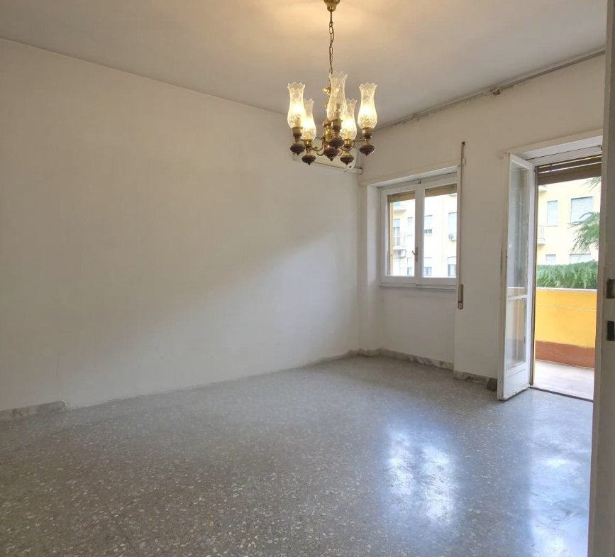 Tuscolana – 2 locali € 249.000 T210