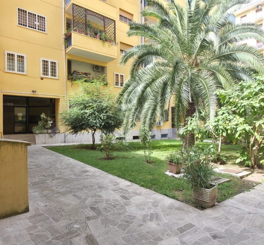 Tuscolana – 2 locali € 249.000 T210