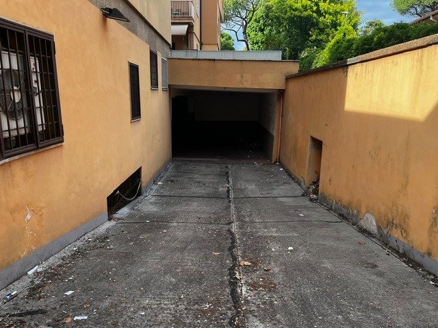 San Paolo ad. Metro – autorimessa € 319000 XT102