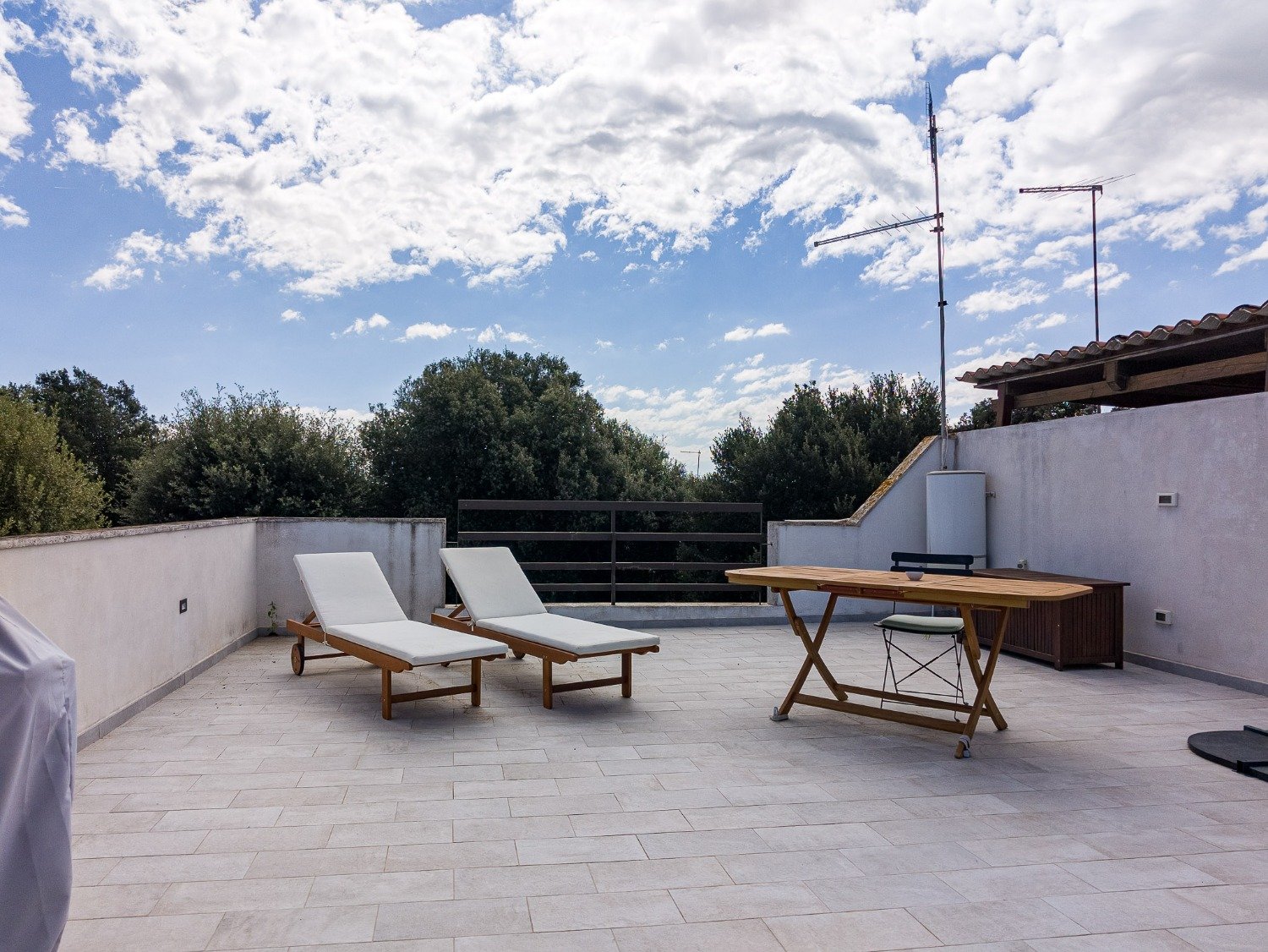 Fregene – TRILOCALE RISTRUTTURATO – € 319.000 – T302