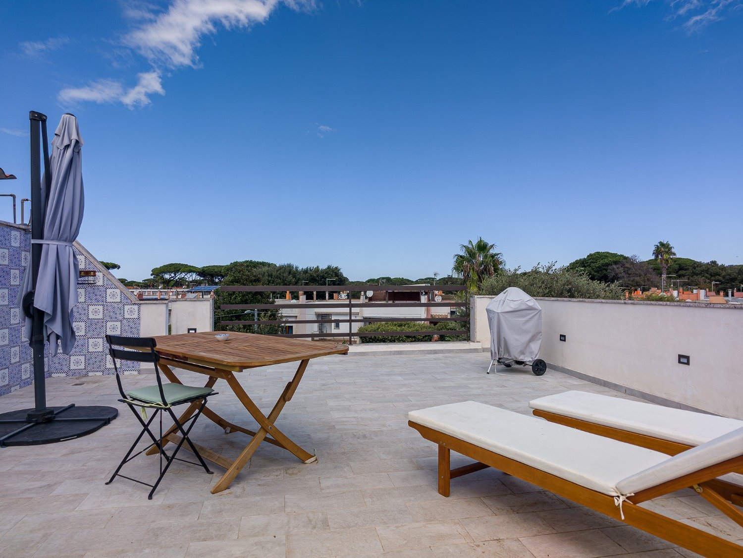 Fregene – TRILOCALE RISTRUTTURATO – € 319.000 – T302