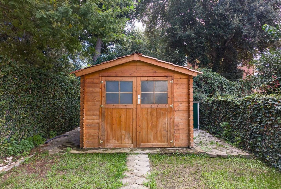 Fregene – TRILOCALE RISTRUTTURATO – € 319.000 – T302