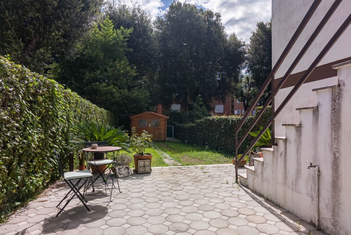 Fregene – TRILOCALE RISTRUTTURATO – € 319.000 – T302