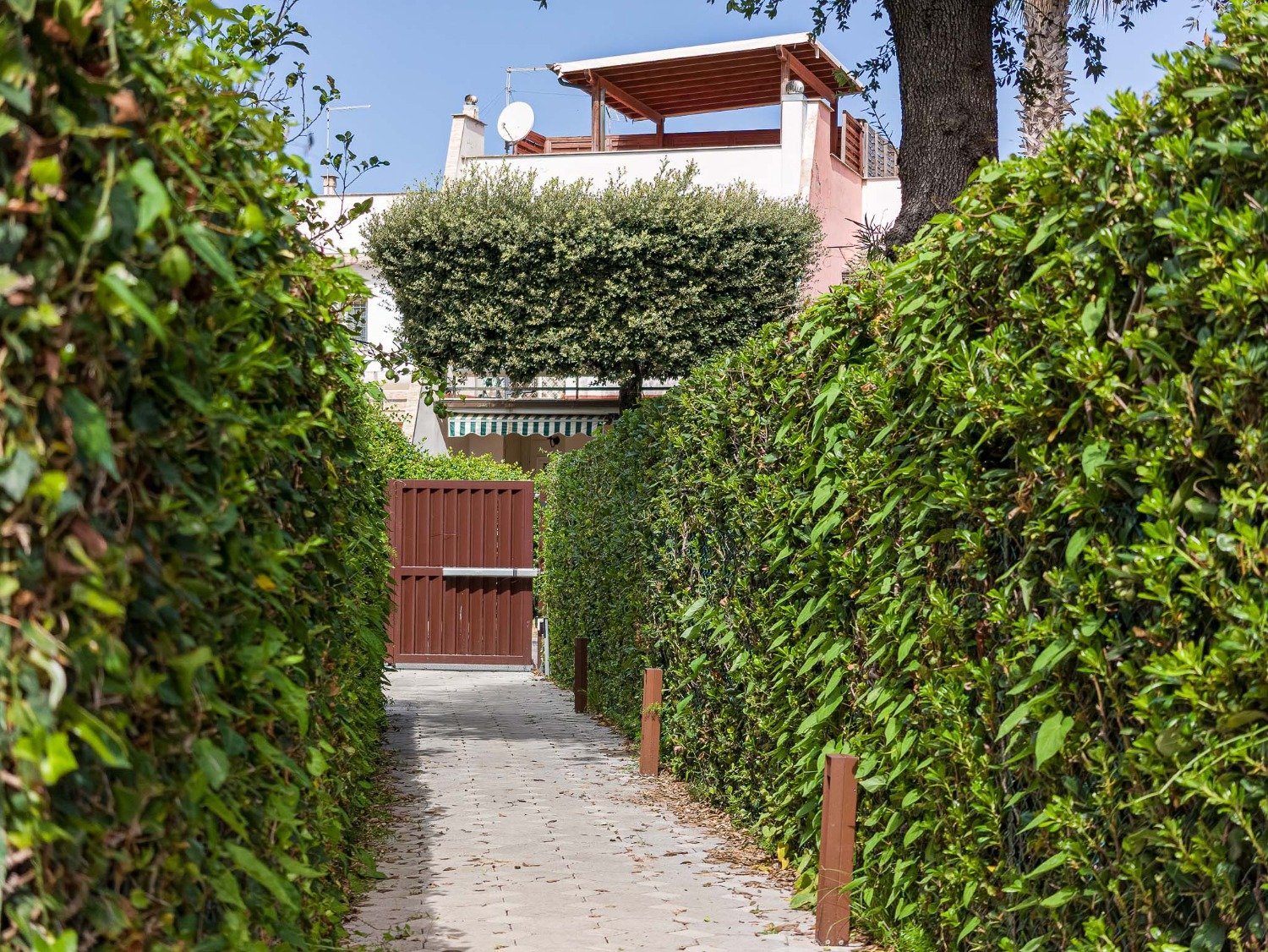 Fregene – TRILOCALE RISTRUTTURATO – € 319.000 – T302