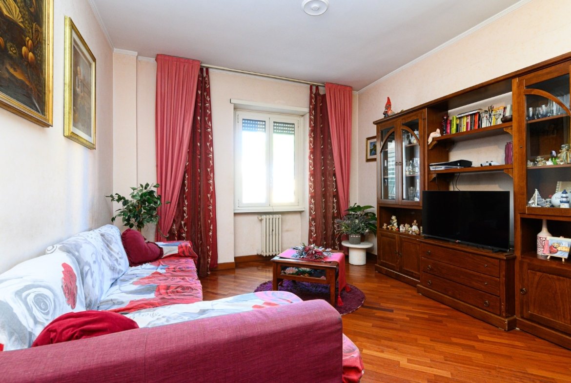 San Paolo ad. Metro – 3 locali � 275000 T324