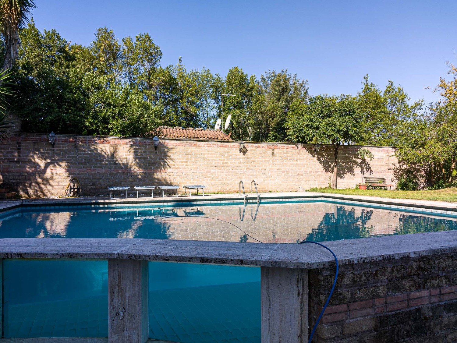 Eur Mostacciano – ESCLUSIVO – AMPIA METRATURA