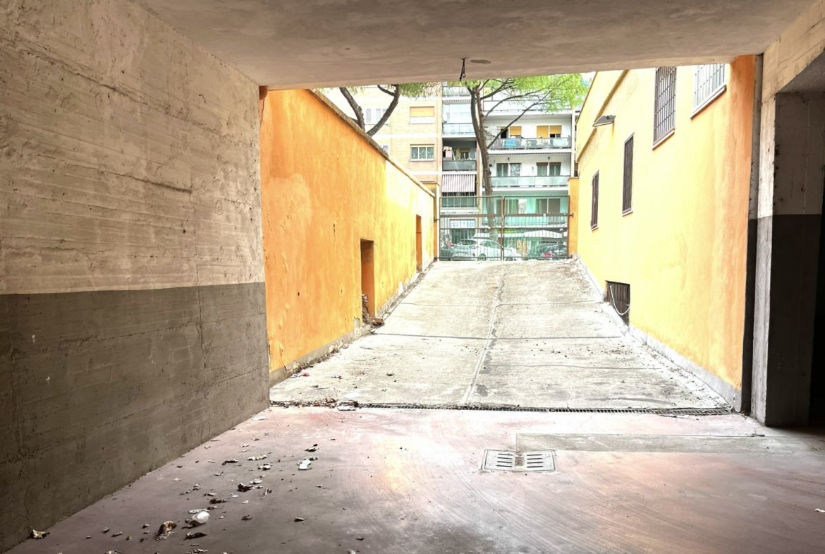 San Paolo ad. Metro – autorimessa € 319000 XT102