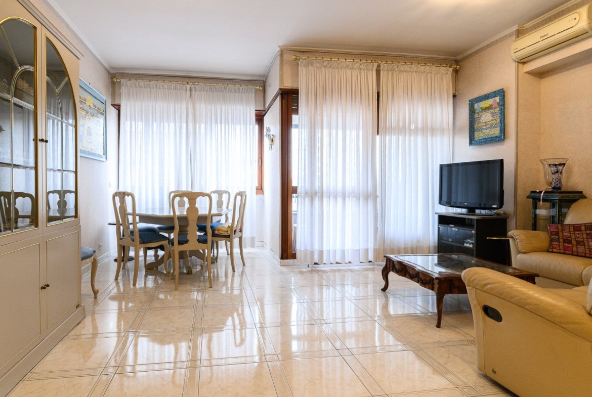 Baldo Degli Ubaldi – 4 locali € 449.000 T418