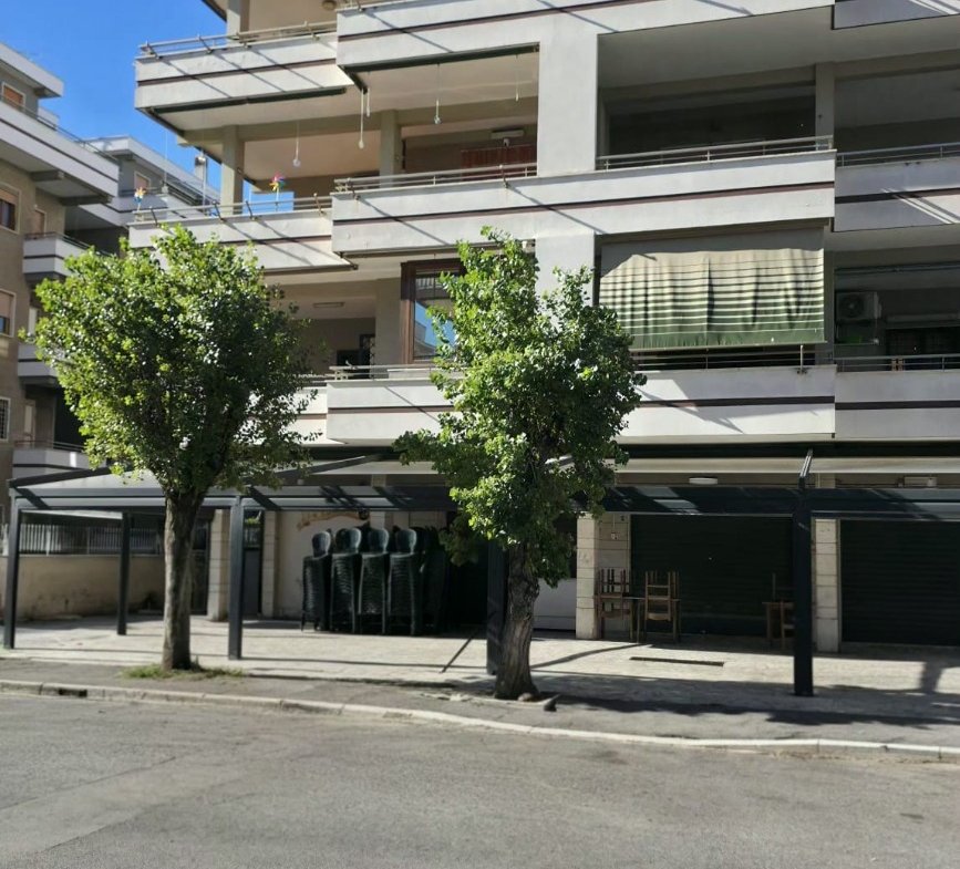 Pomezia – 2 locali € 159.000 T207