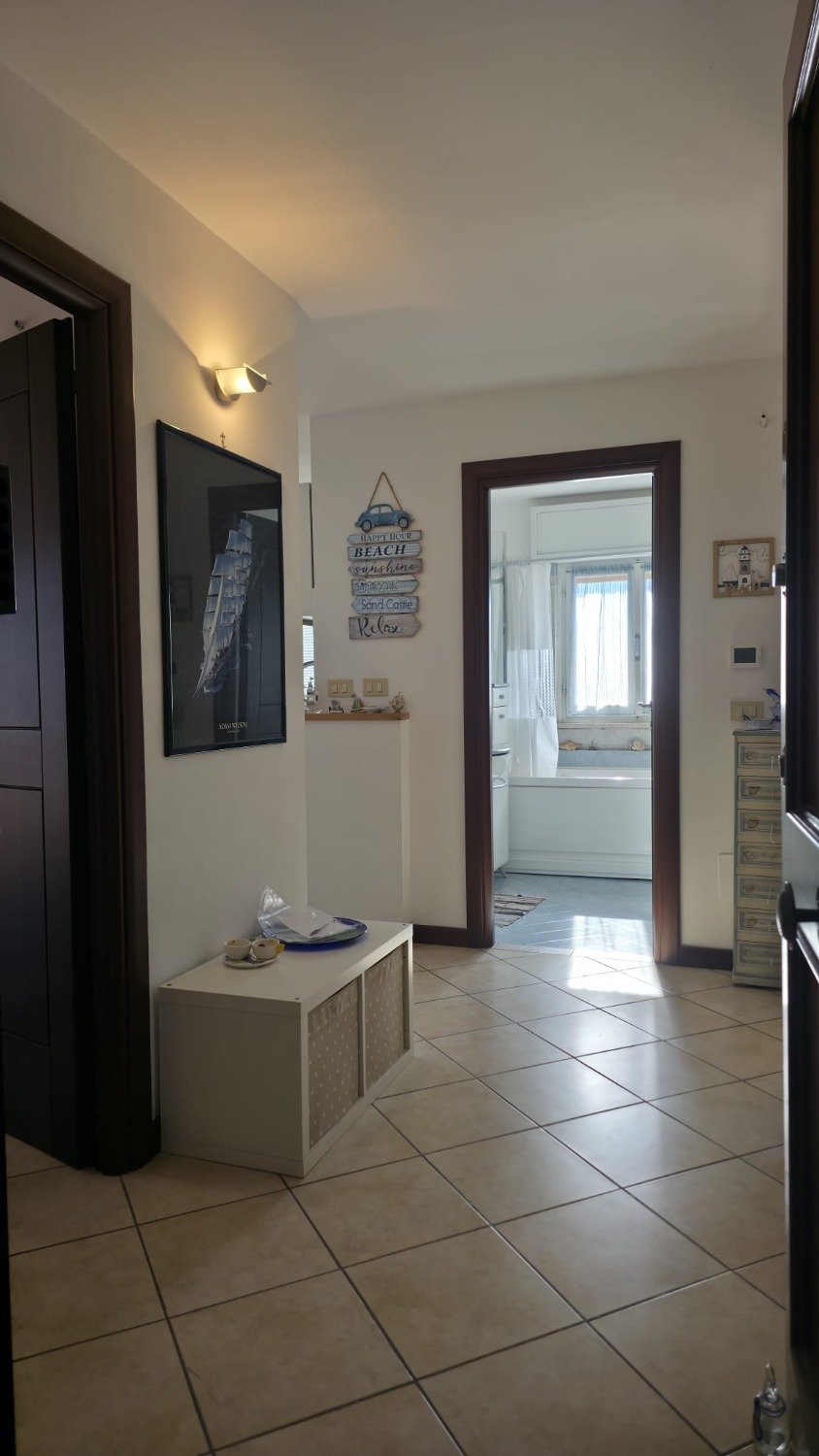 Pomezia – 2 locali € 159.000 T207