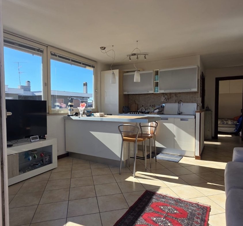 Pomezia – 2 locali € 159.000 T207