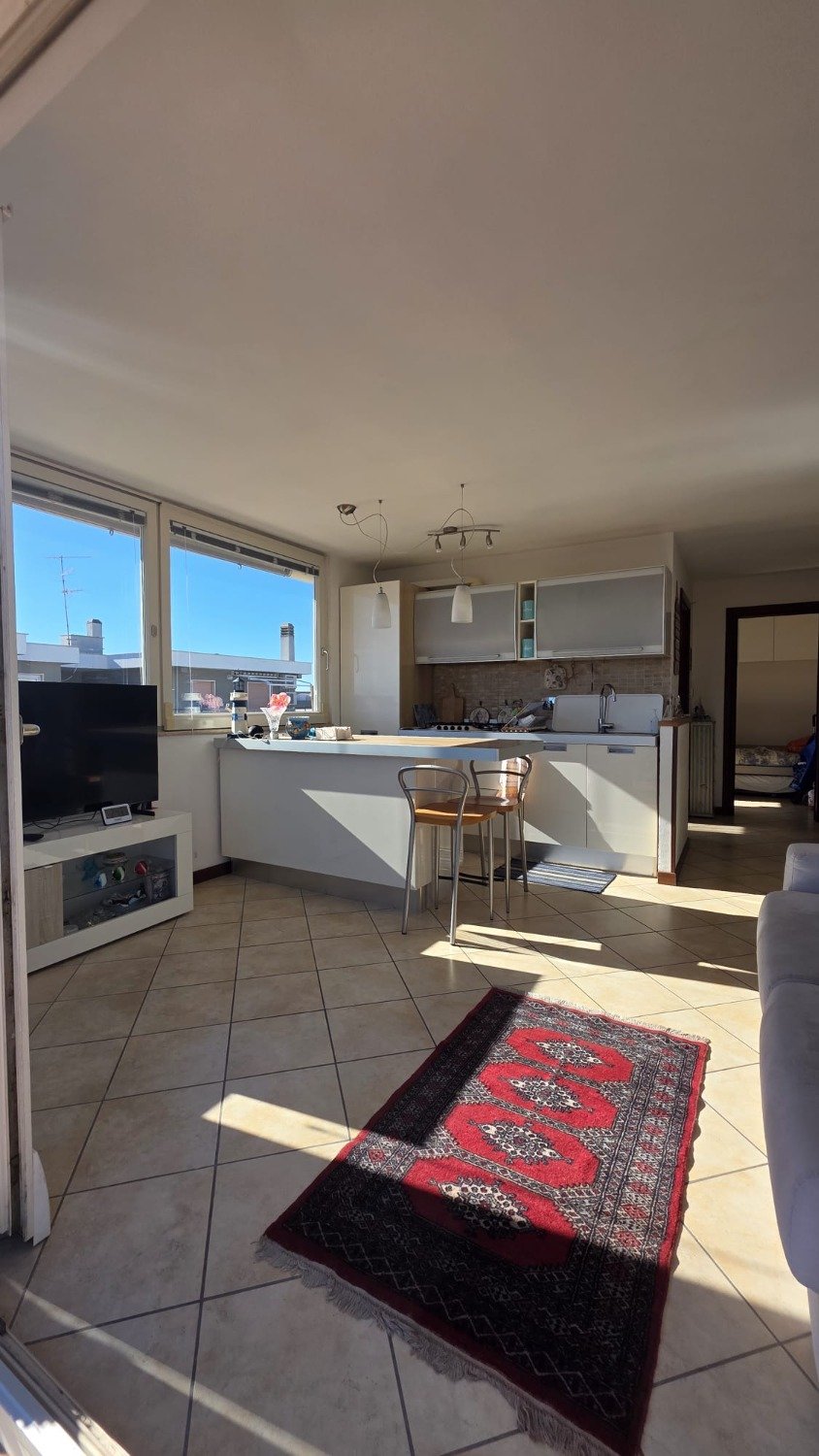 Pomezia – 2 locali € 159.000 T207