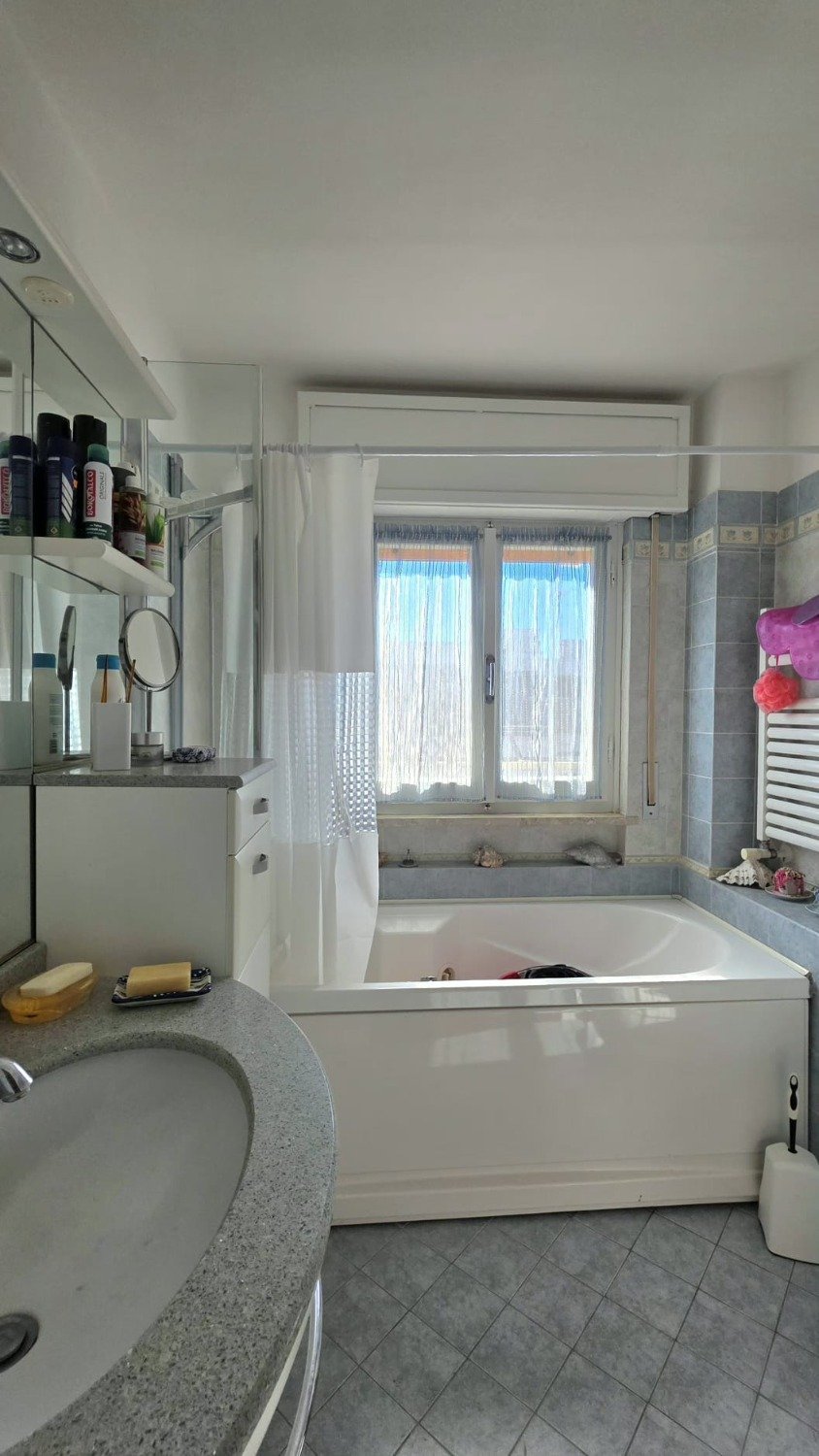 Pomezia – 2 locali € 159.000 T207
