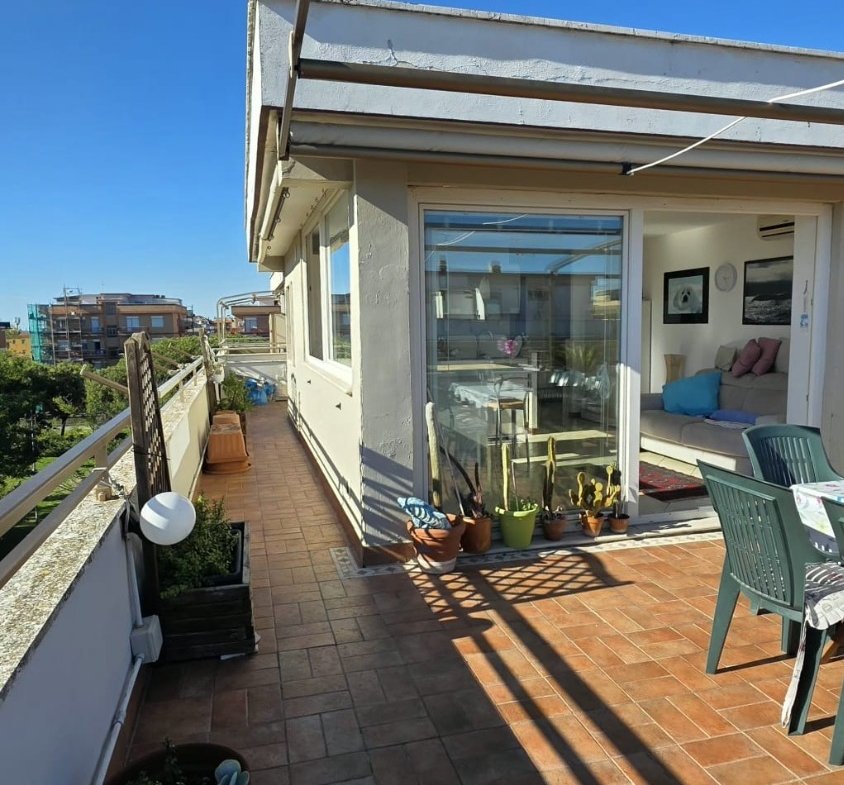 Pomezia – 2 locali € 159.000 T207