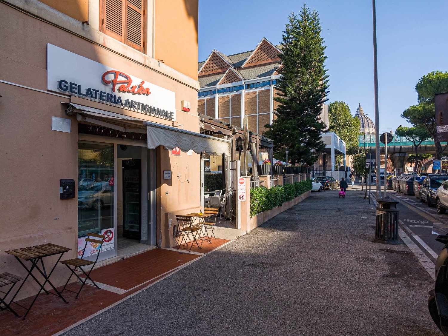 113-3116470-1 GREGORIO VII-GELATERIA con GIARDINO ESCLUSIVO-NO MURA