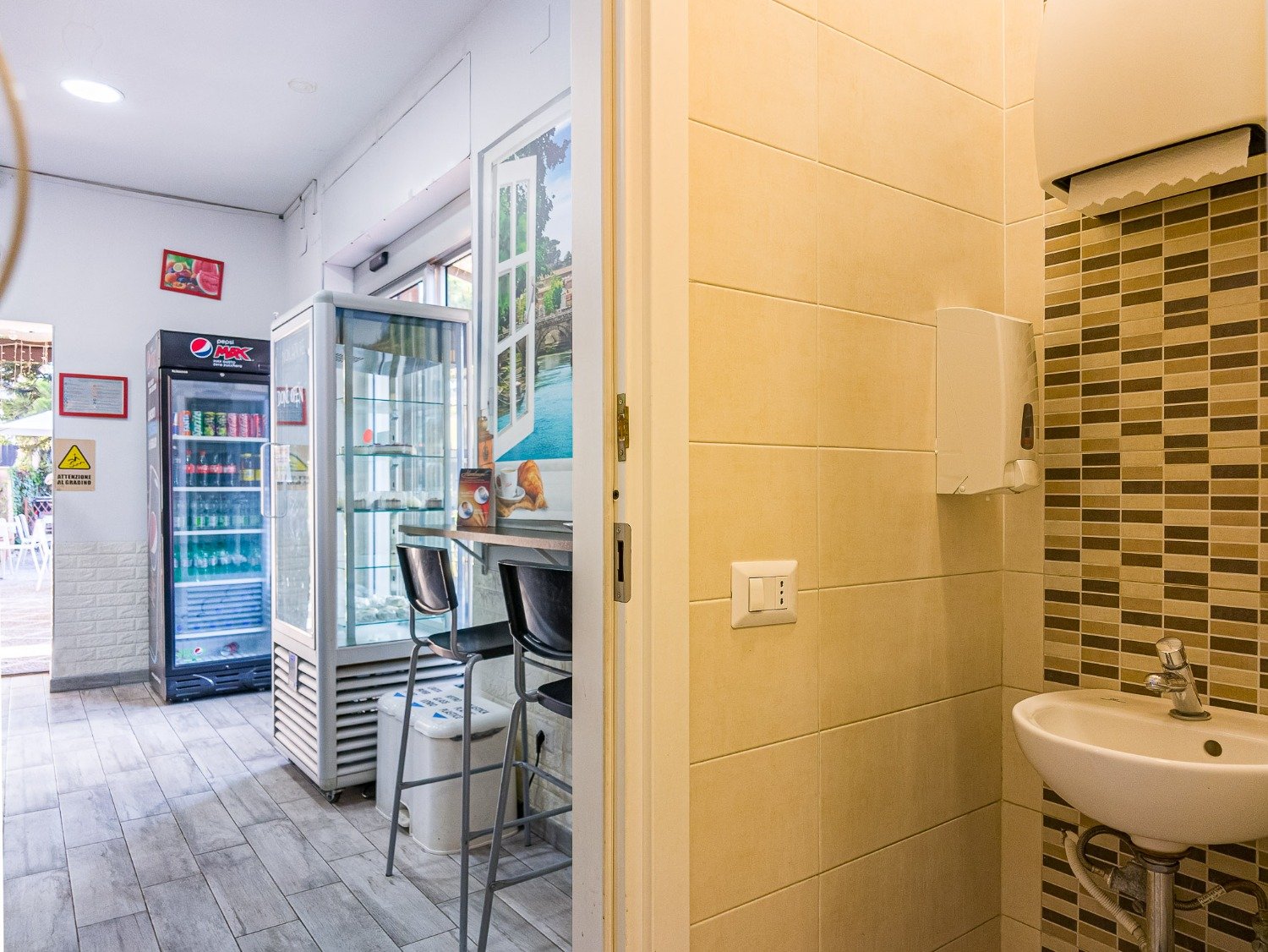 113-3116490-1 GREGORIO VII-GELATERIA con GIARDINO ESCLUSIVO-NO MURA